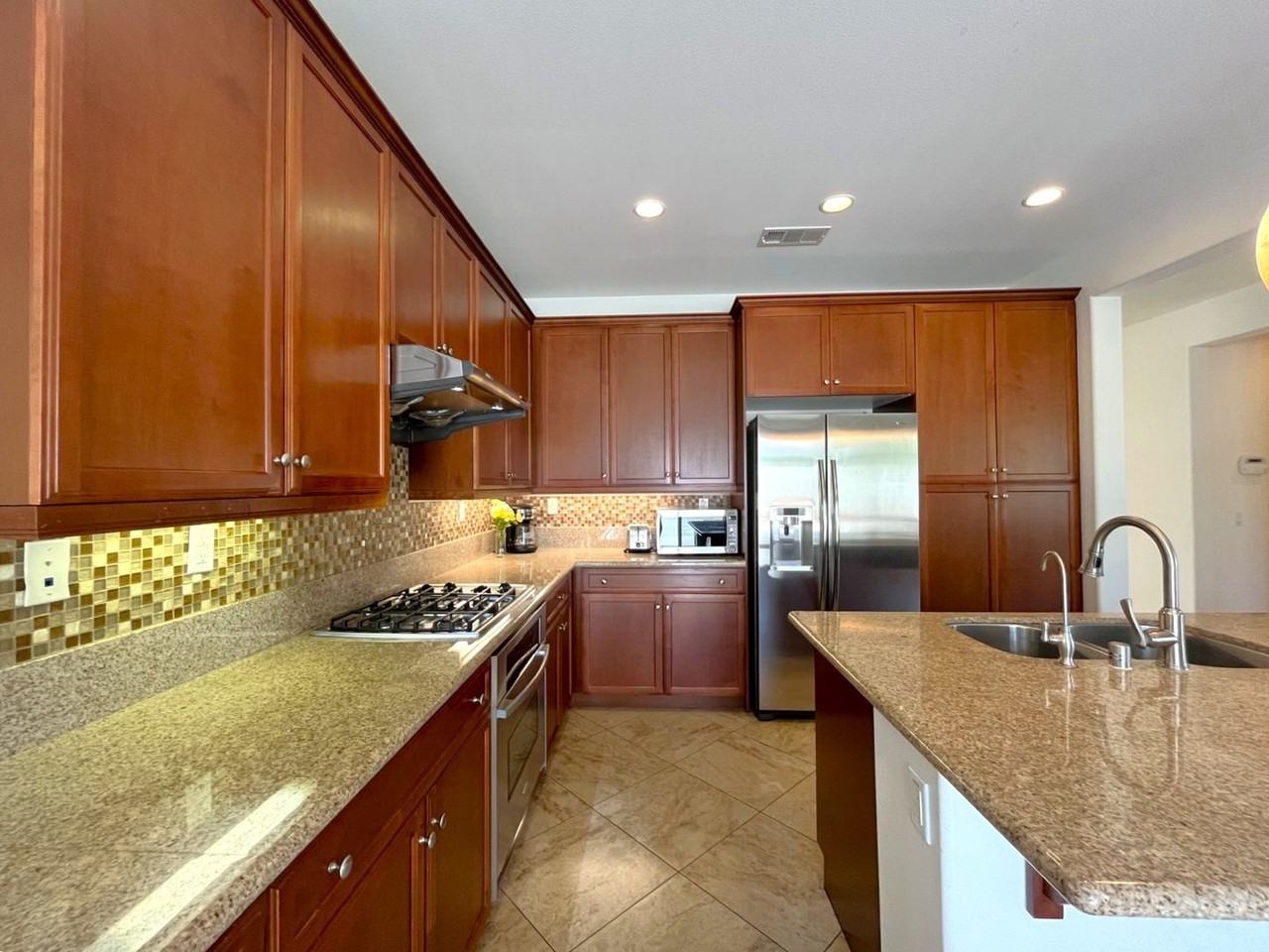 7143 Leighton Dr - Photo 6 of 50