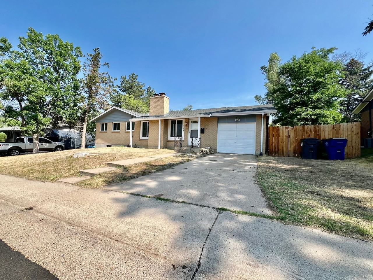 7135 S Birch Way - Photo 2 of 25