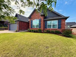 featured image of 706 Sedona Dr