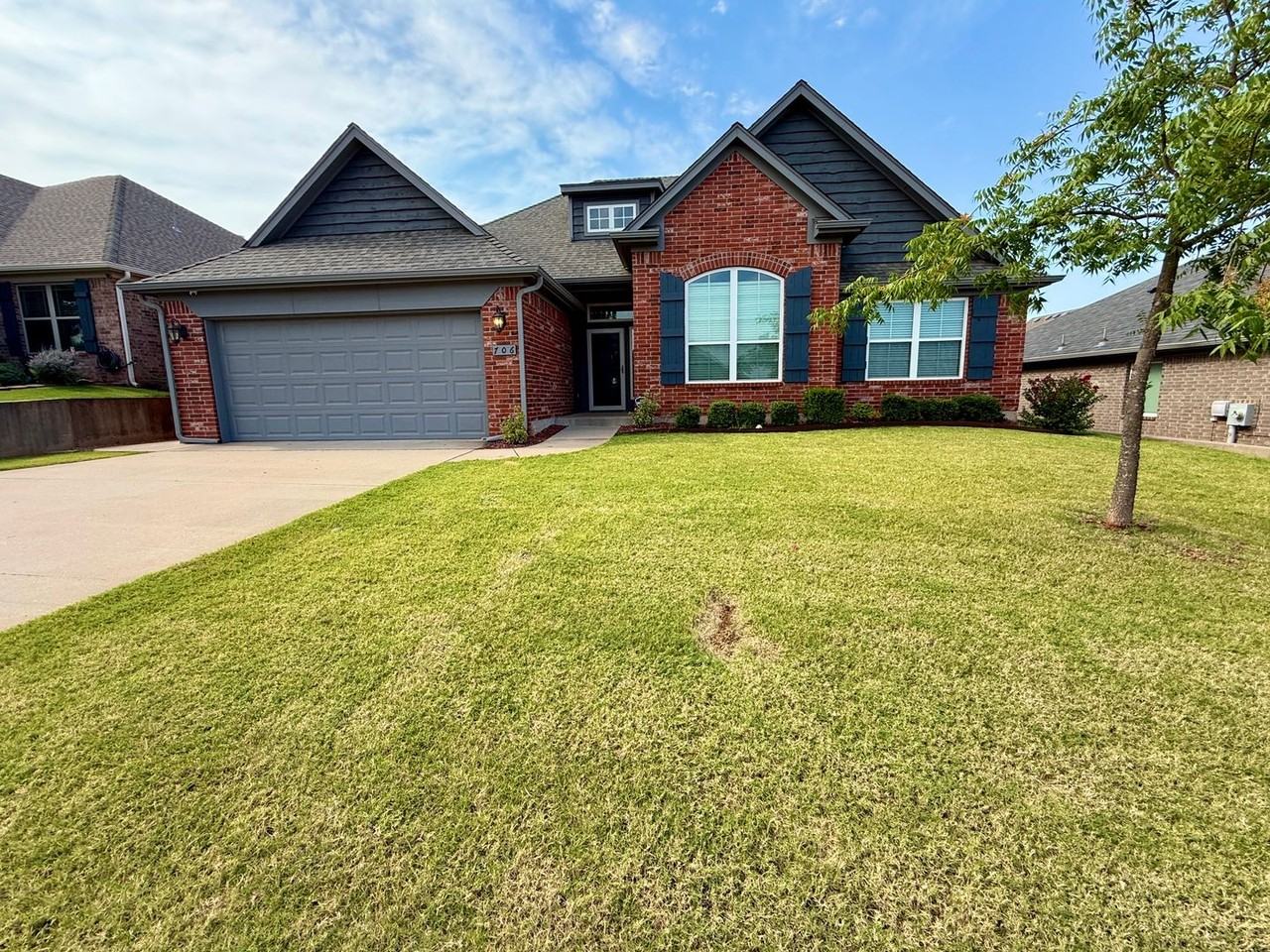706 Sedona Dr - Photo 2 of 26