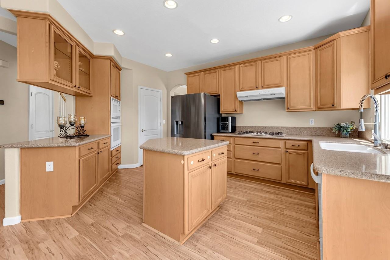 1171 Sageberry Ct - Photo 7 of 24