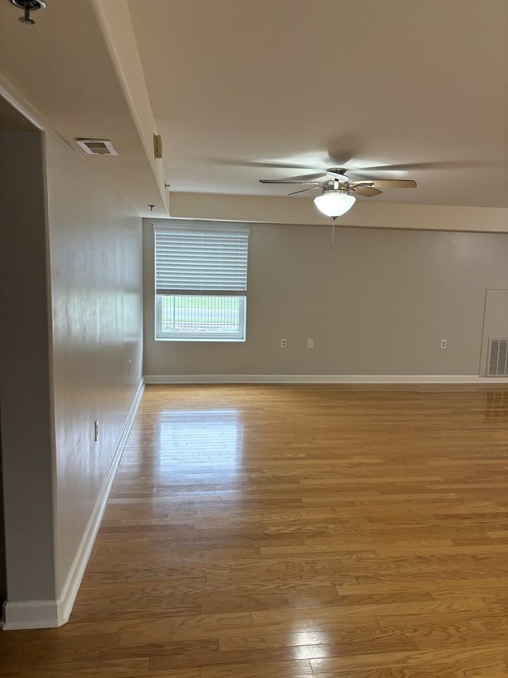 1001 South Church Street - 209Unit 209 #209 - Photo 4 of 20