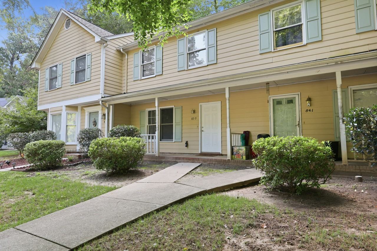 839 Dalewood Dr #1 - Photo 2 of 30
