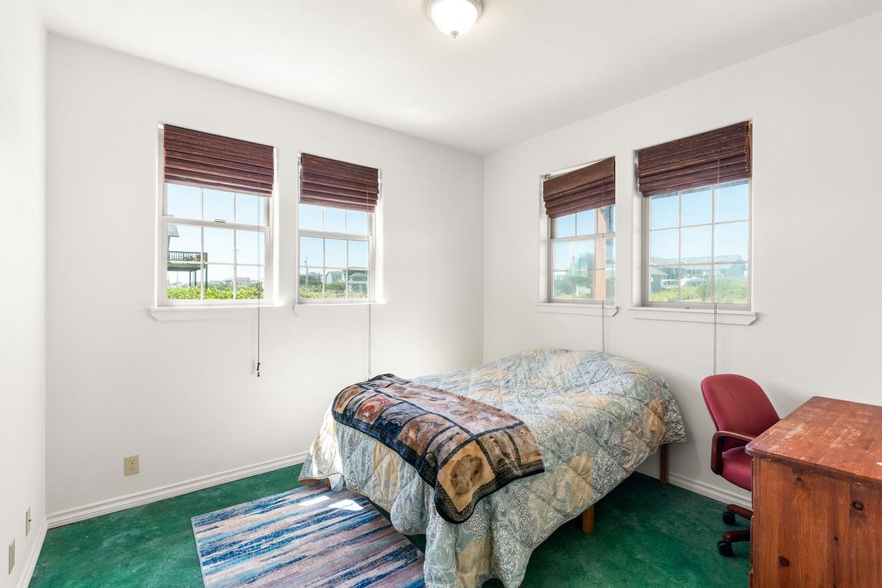 1140 Ocean Shores Blvd Sw #1 - Photo 7 of 43