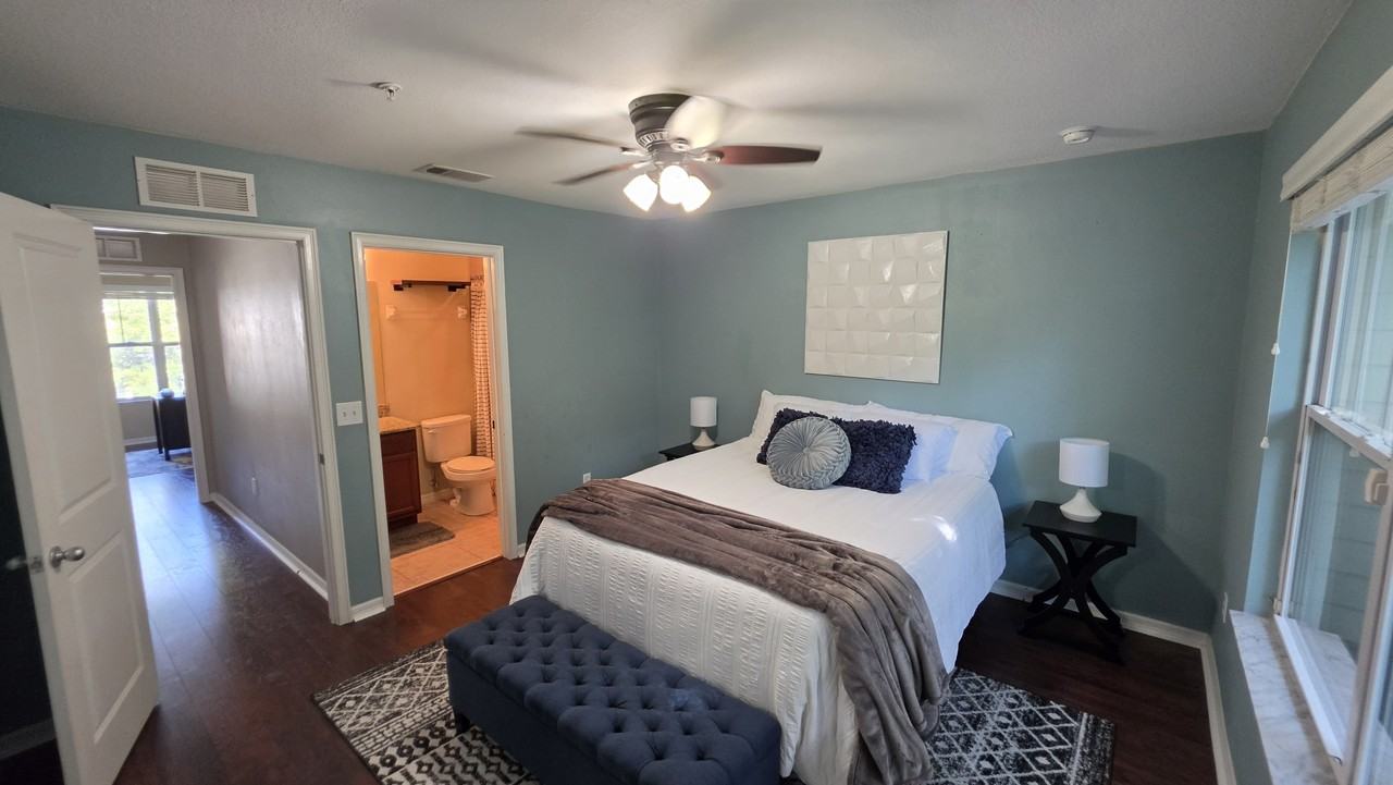 4639 Sw 48th Dr #1 - Photo 7 of 10