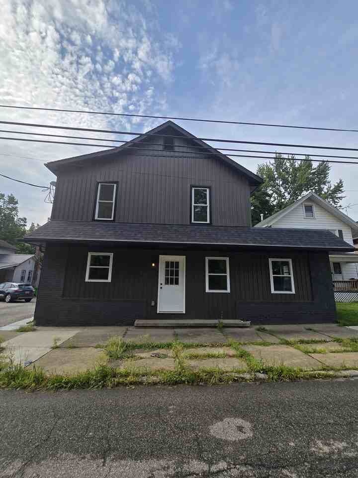 817 E Bowman St #1