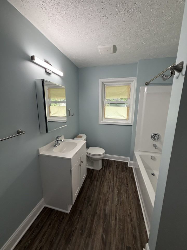 1031 Fairbanks Pl #1 - Photo 5 of 12