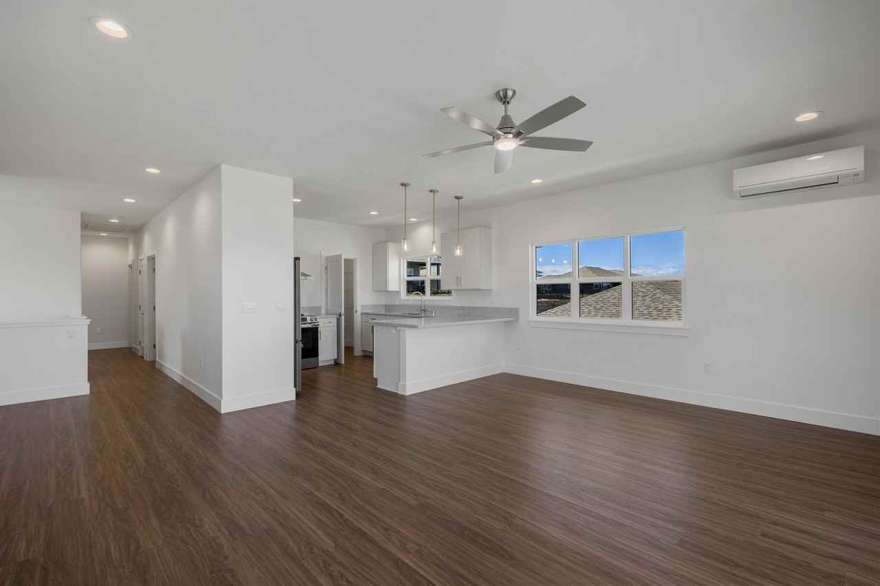 112 Oliona St - Photo 6 of 30