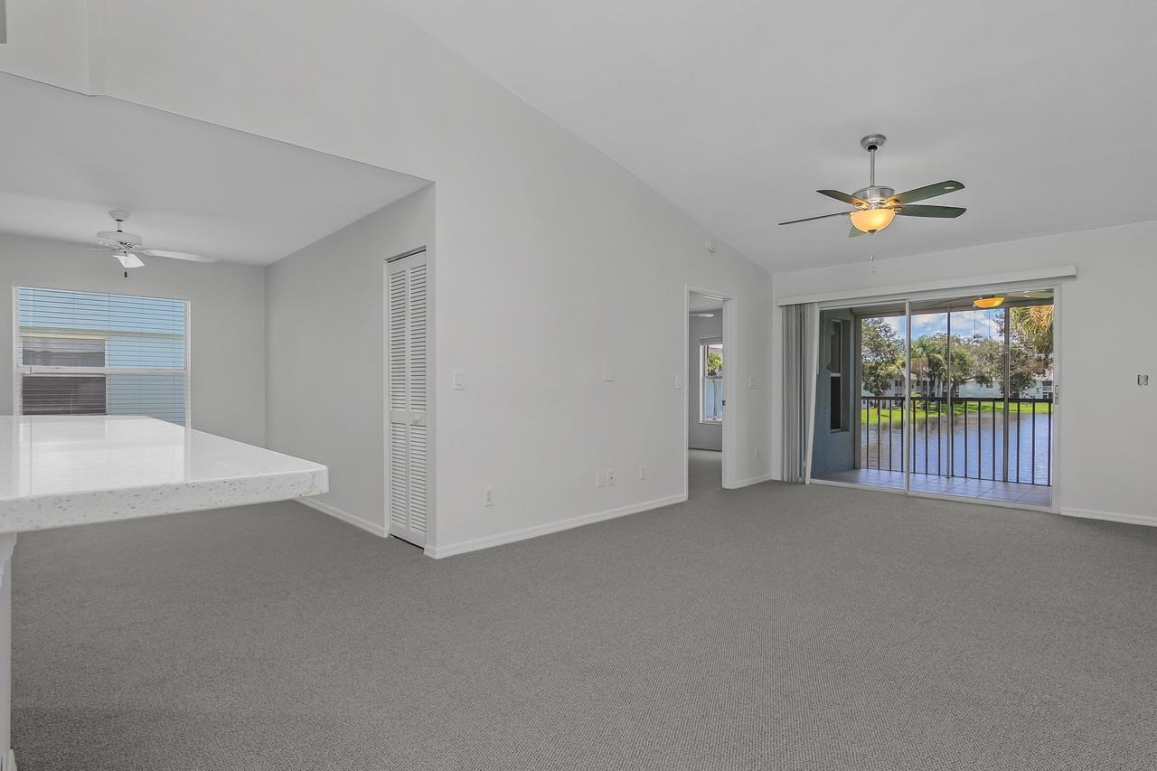 145 Wading Bird Cir #1 - Photo 4 of 36