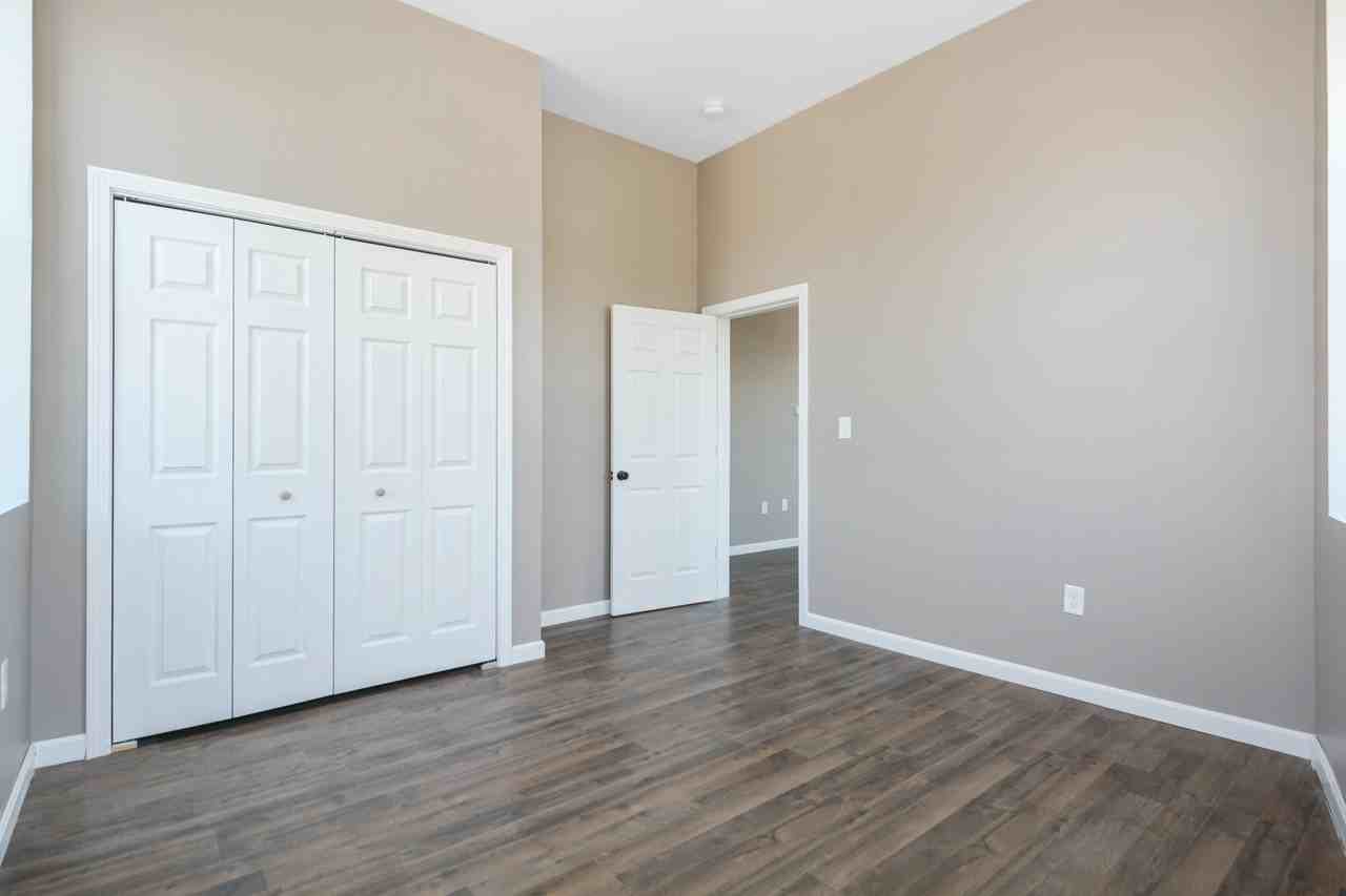 155 Crescent St #5 - Photo 5 of 8