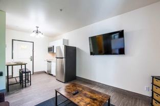 1850 E Wilcox Dr - Photo 1 of 1