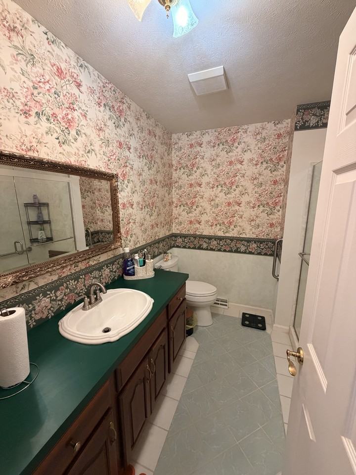 61 Pine Grove Dr #1 - Photo 7 of 22