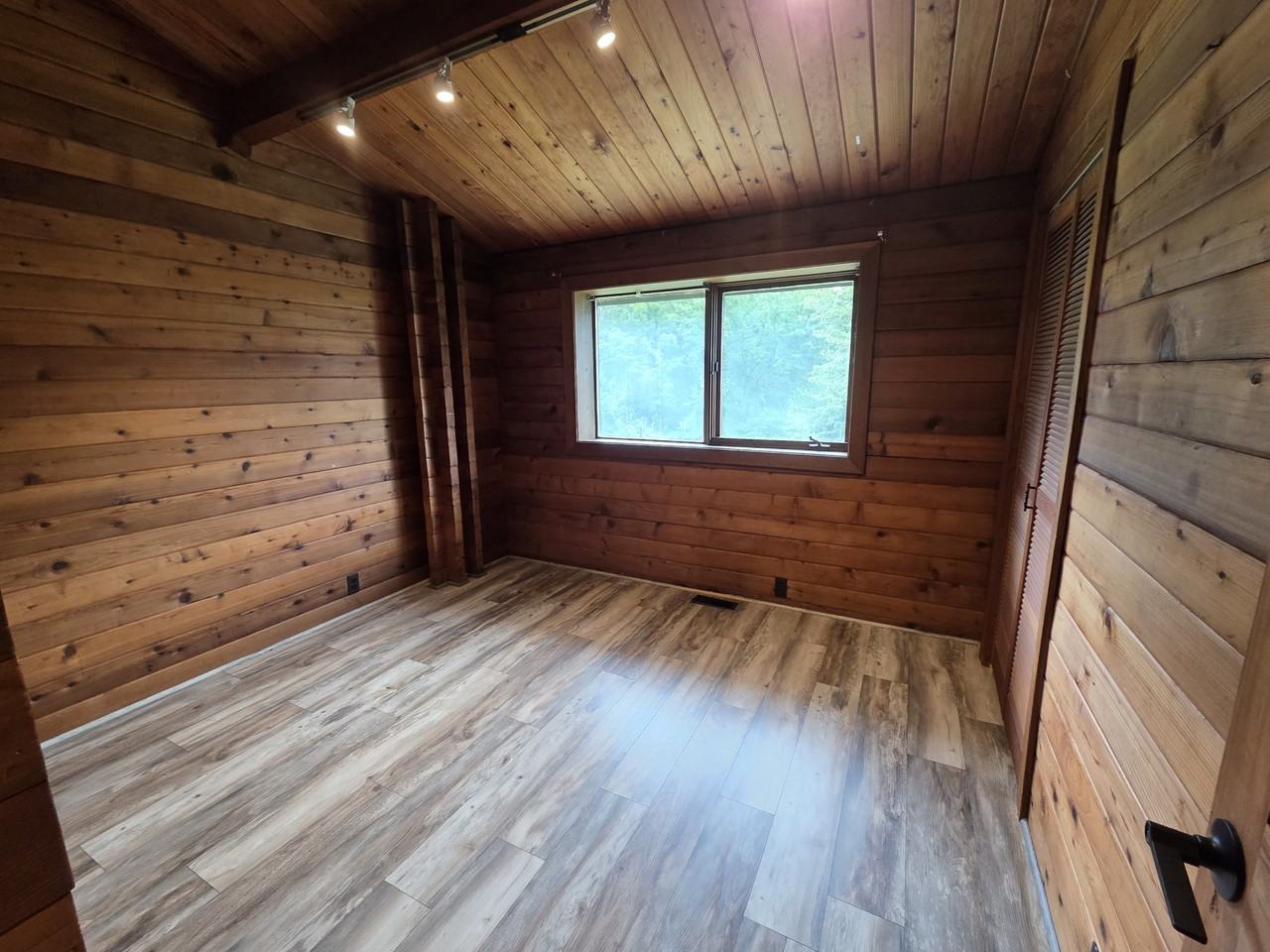 15 Woodard Rd #1 - Photo 7 of 16