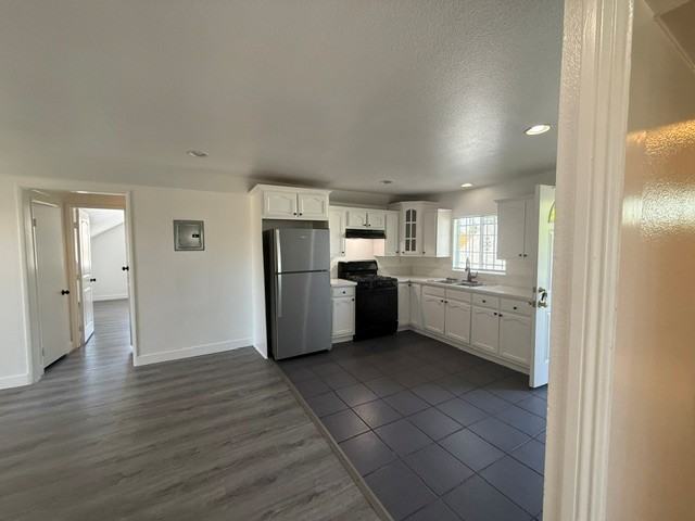 4163 1/2 S Budlong Ave #4063-5 - Photo 6 of 9