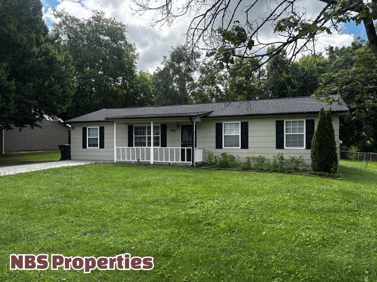 3216 Deer Lake Dr #1 - Photo 3 of 3
