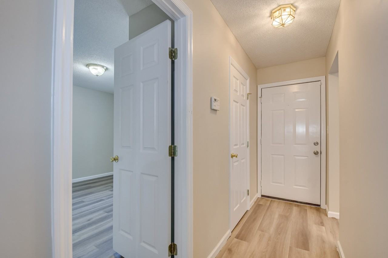 2014 Emerald Bay Dr #1 - Photo 5 of 27