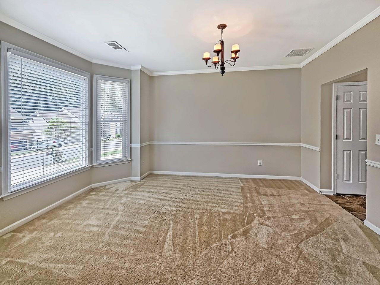 4166 Havenwood Ct #1 - Photo 4 of 26
