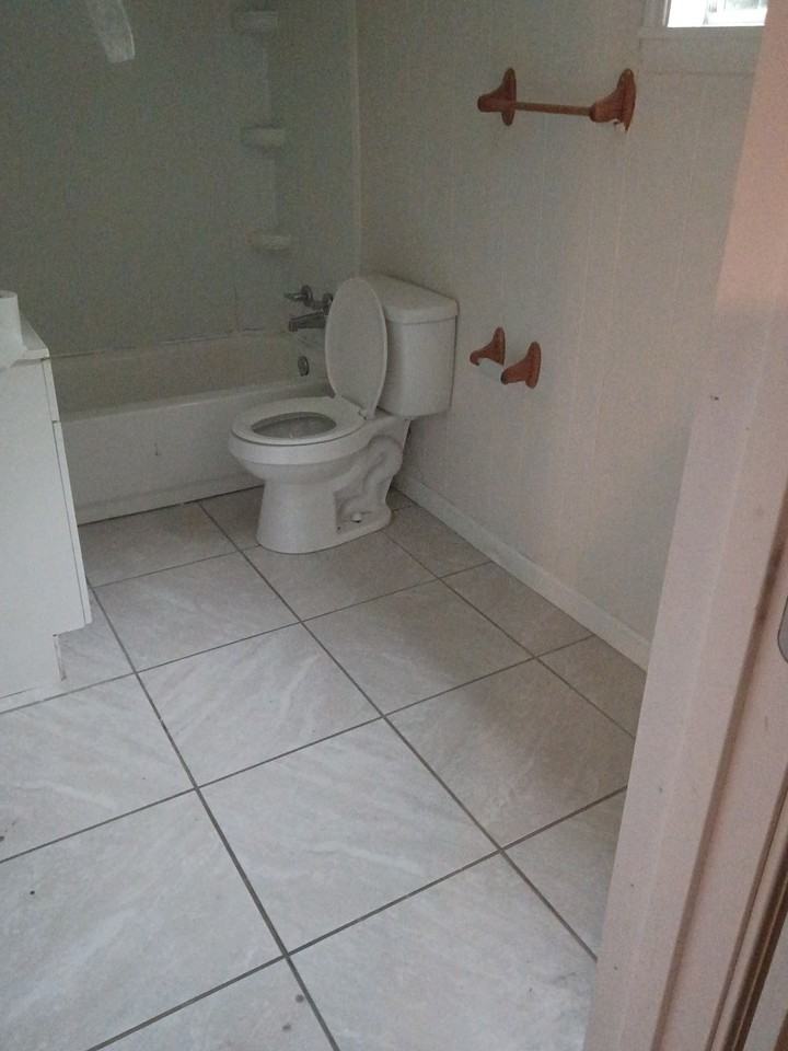 437 Morgan St Nw #1 - Photo 6 of 9