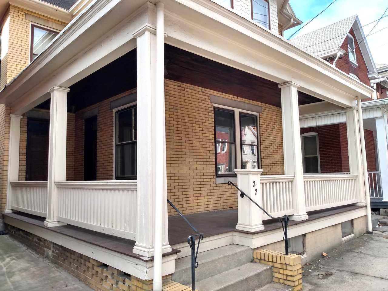 22 W Washington St #1 - Photo 2 of 12