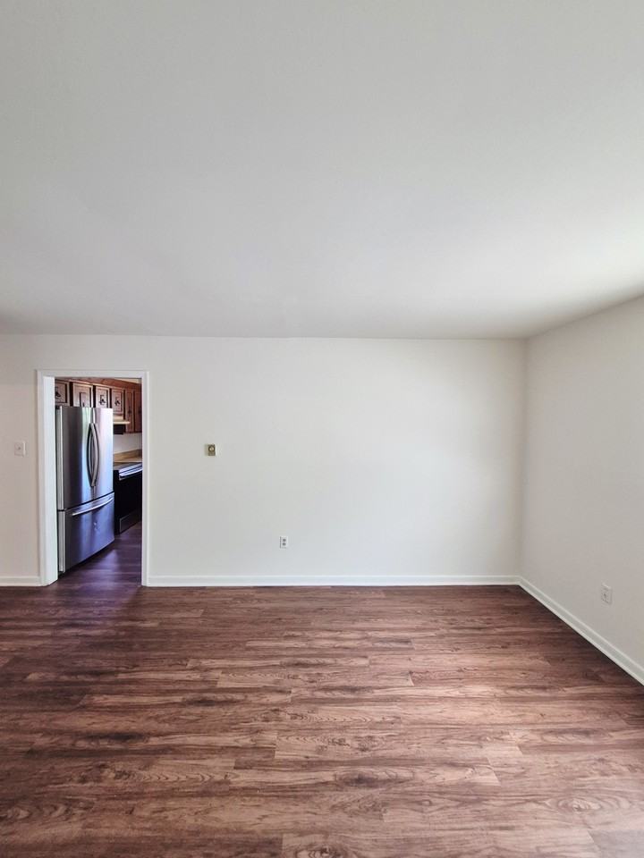 1412 Blair St #1 - Photo 3 of 50