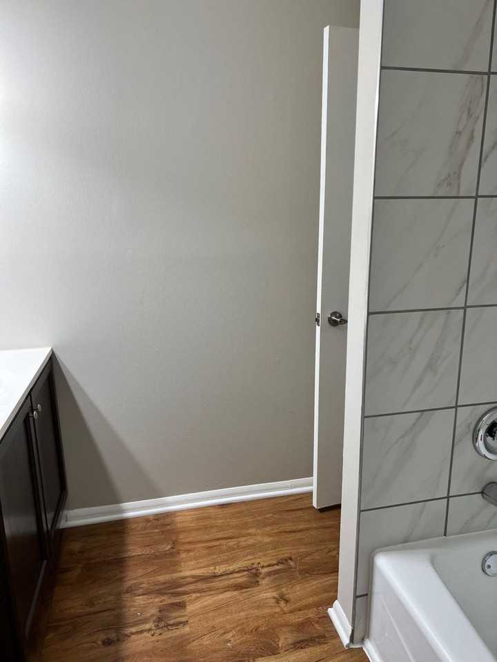 127 Abbey Ln - Photo 6 of 11