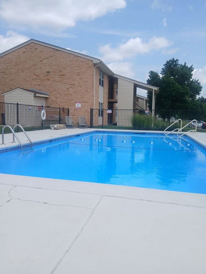 Butler Hill Apartments - Photo 2 of 8