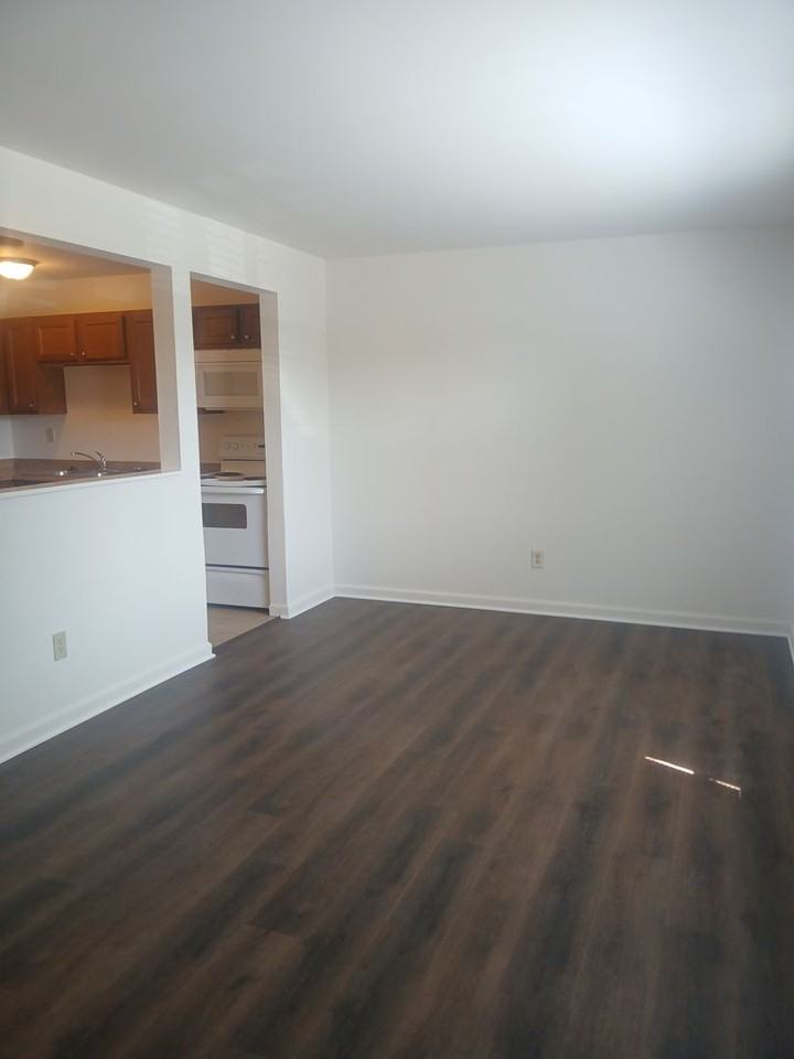 Butler Hill Apartments - Photo 3 of 8