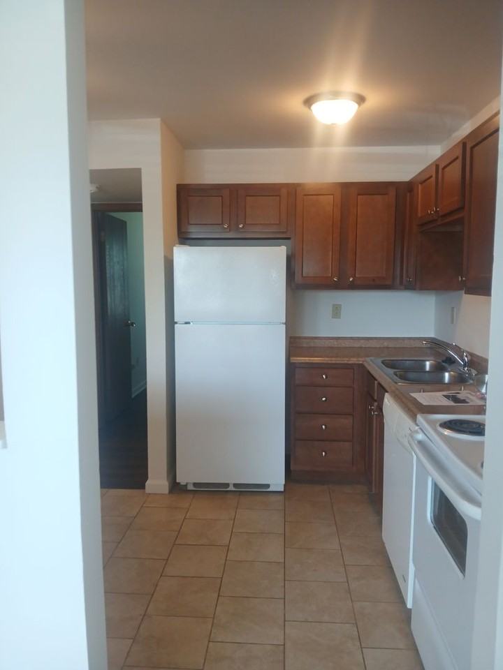 Butler Hill Apartments - Photo 6 of 8