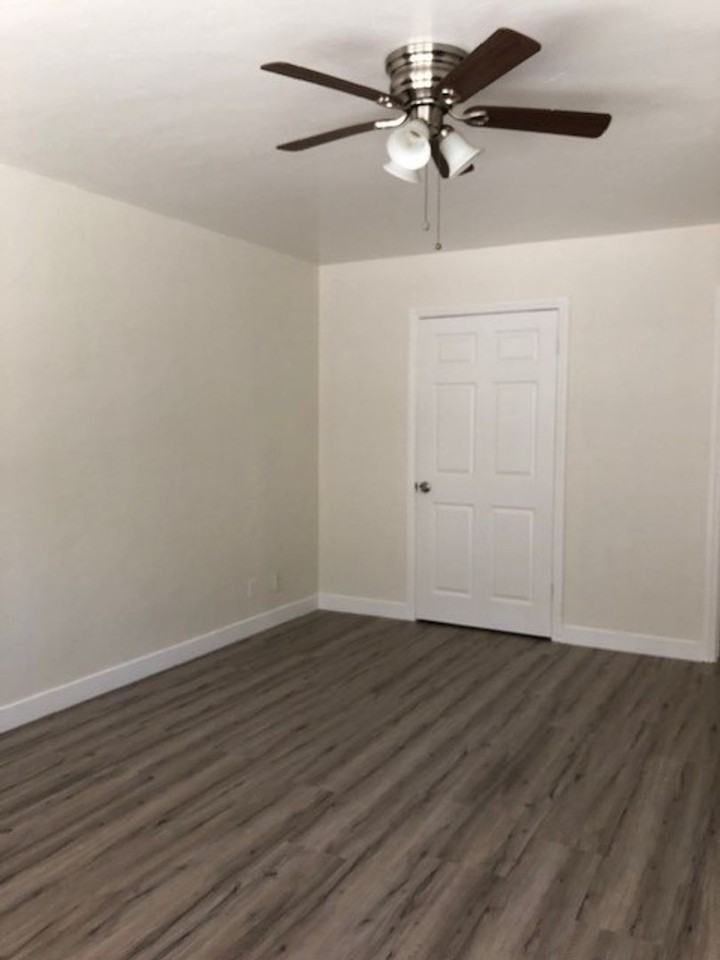 Elm Gate Apartments - Photo 5 of 29
