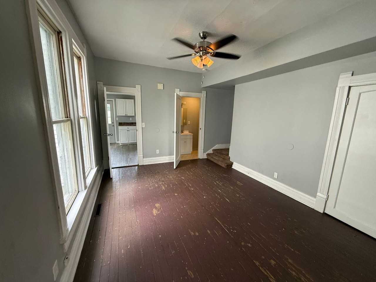 2022 Scott St - Photo 6 of 11