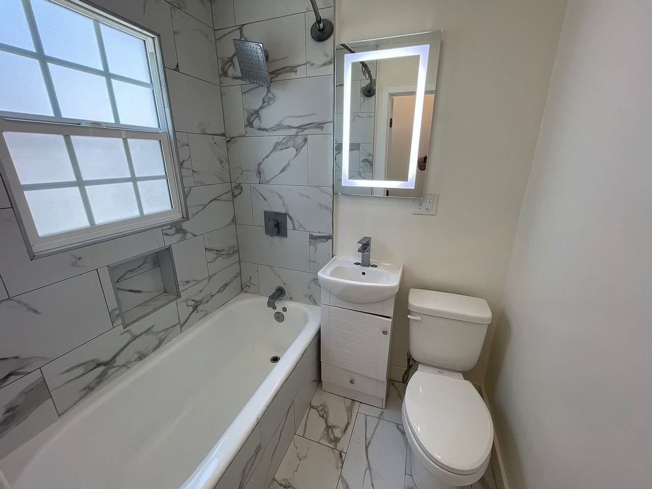 Gallatin Willowbrook, LLC (9633.00) - Photo 6 of 9