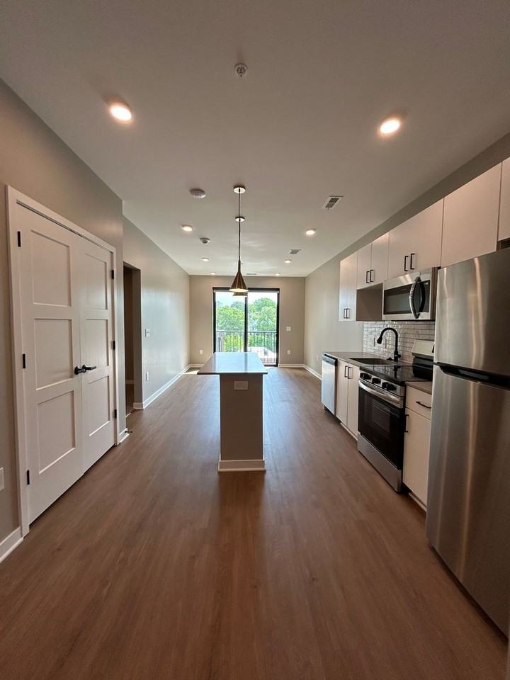 1440 S 13th St #510 - Photo 2 of 19
