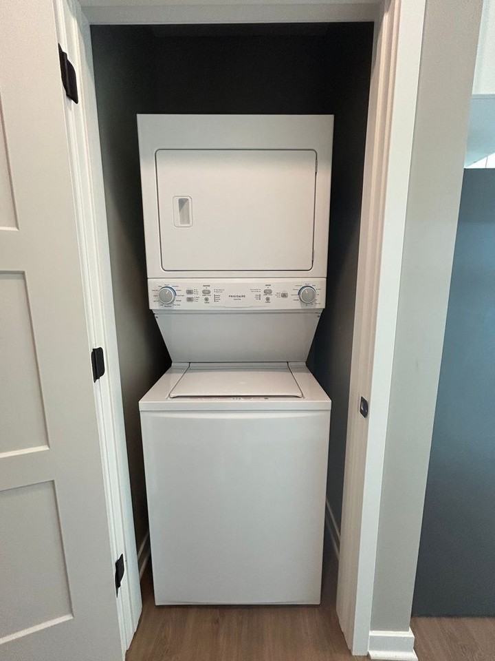 1440 S 13th St #423 - Photo 3 of 22