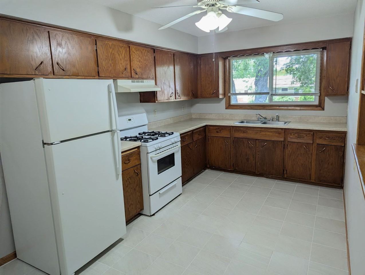 Star lane Apartments - Photo 7 of 28