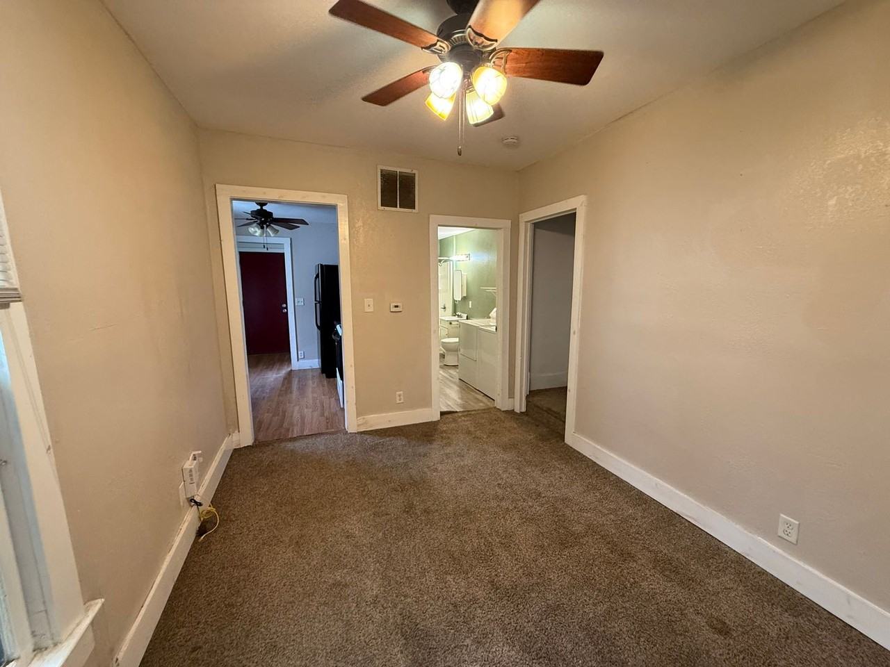 1608 Virginia St - Photo 3 of 8
