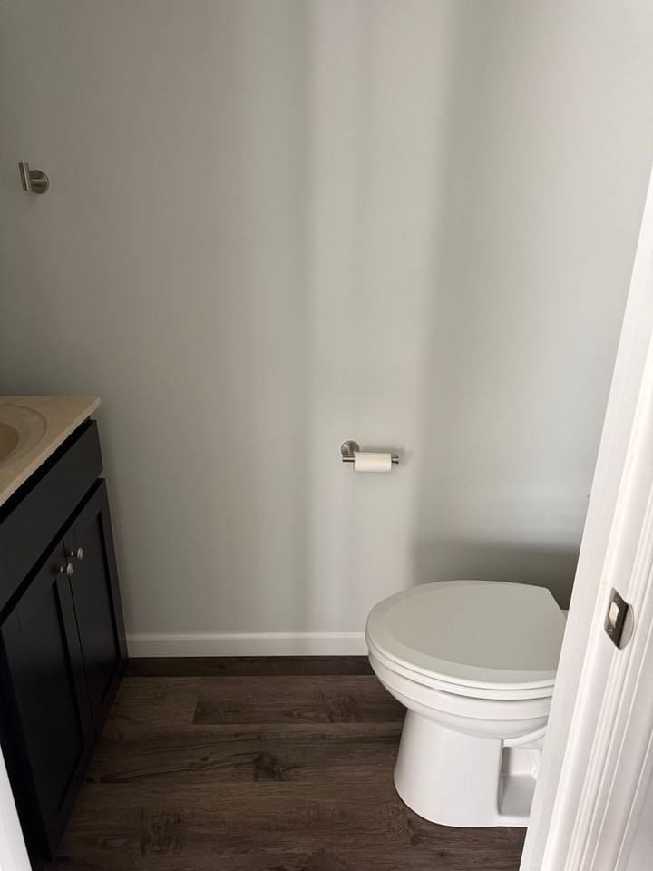 138 Delano Dr - Photo 7 of 32