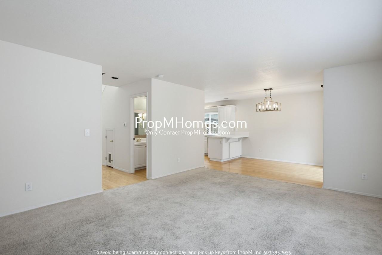 23858 Sw Pinecone Ave - Photo 5 of 29