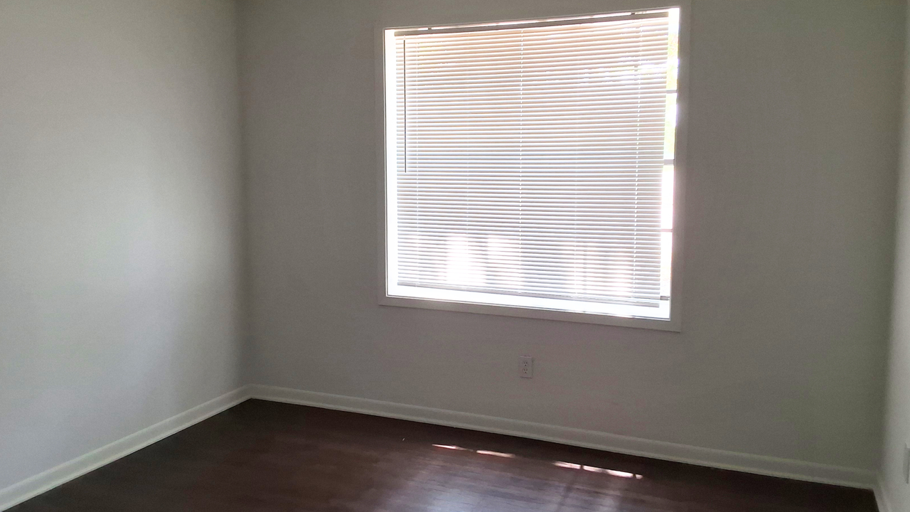 629 W Ridge Dr - Photo 2 of 30