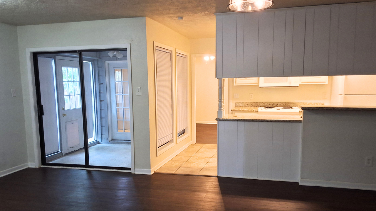 629 W Ridge Dr - Photo 4 of 30
