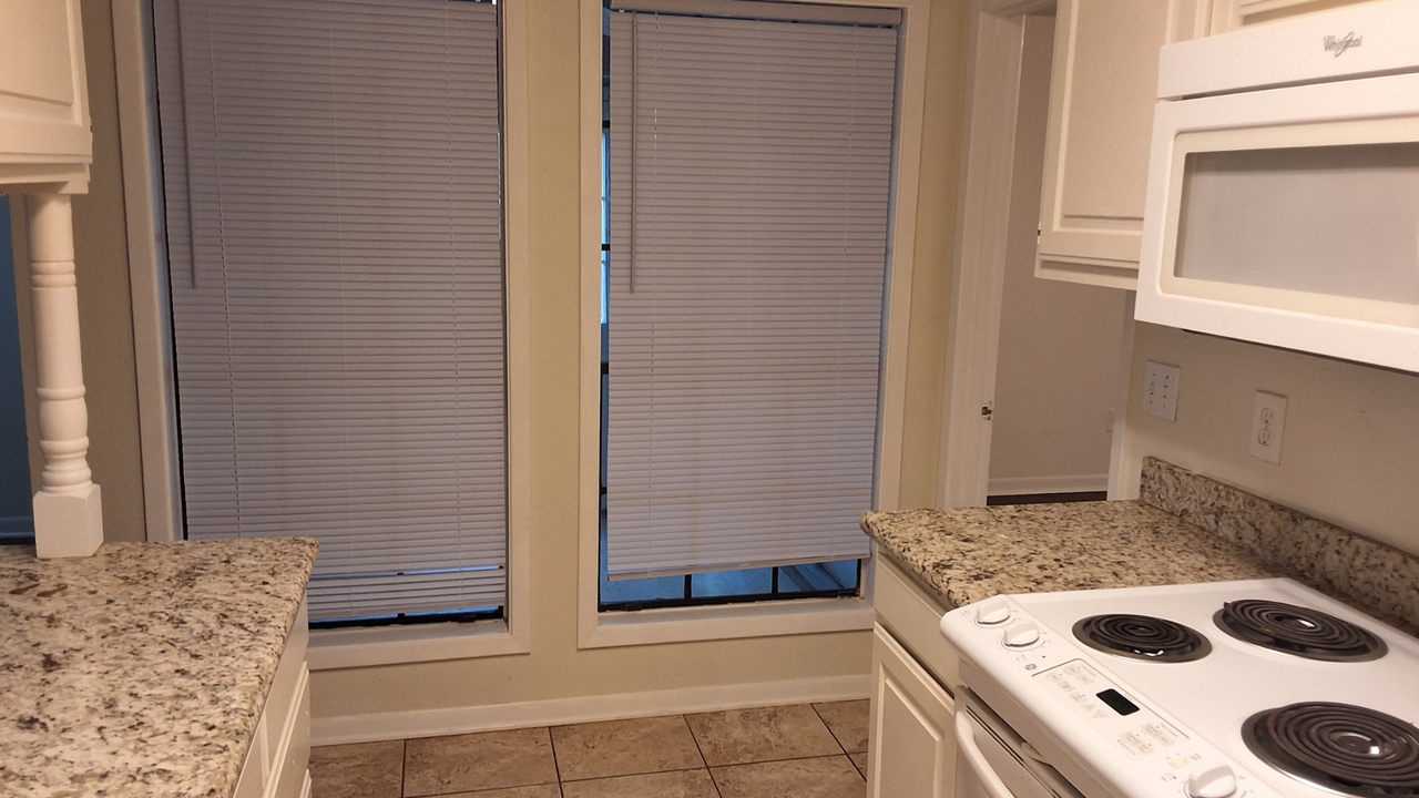 629 W Ridge Dr - Photo 7 of 30