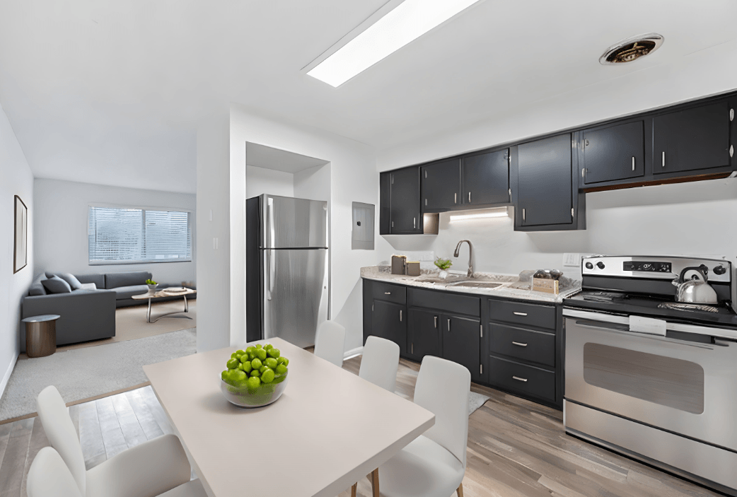 Flyer Pointe - Photo 2 of 17