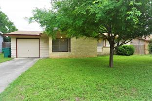 202 Brenda Dr - Photo 1 of 1