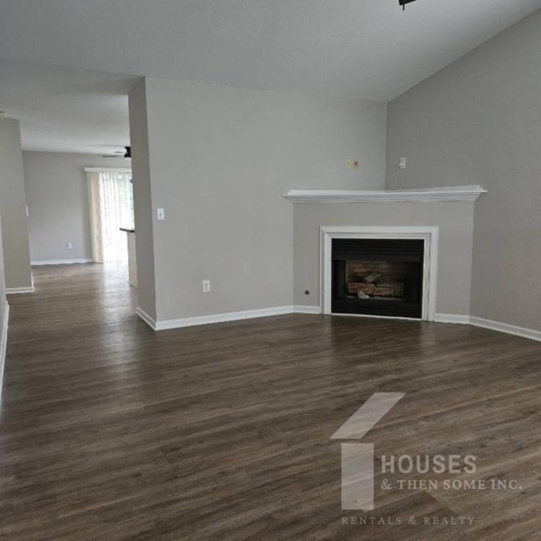 20 Laurelhurst Ct - Photo 2 of 19