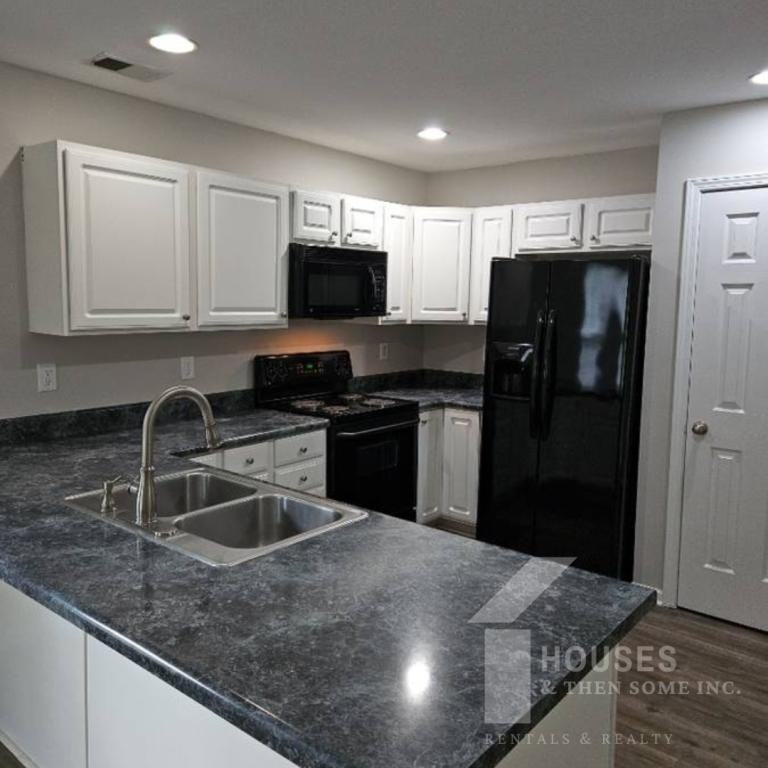 20 Laurelhurst Ct - Photo 4 of 19
