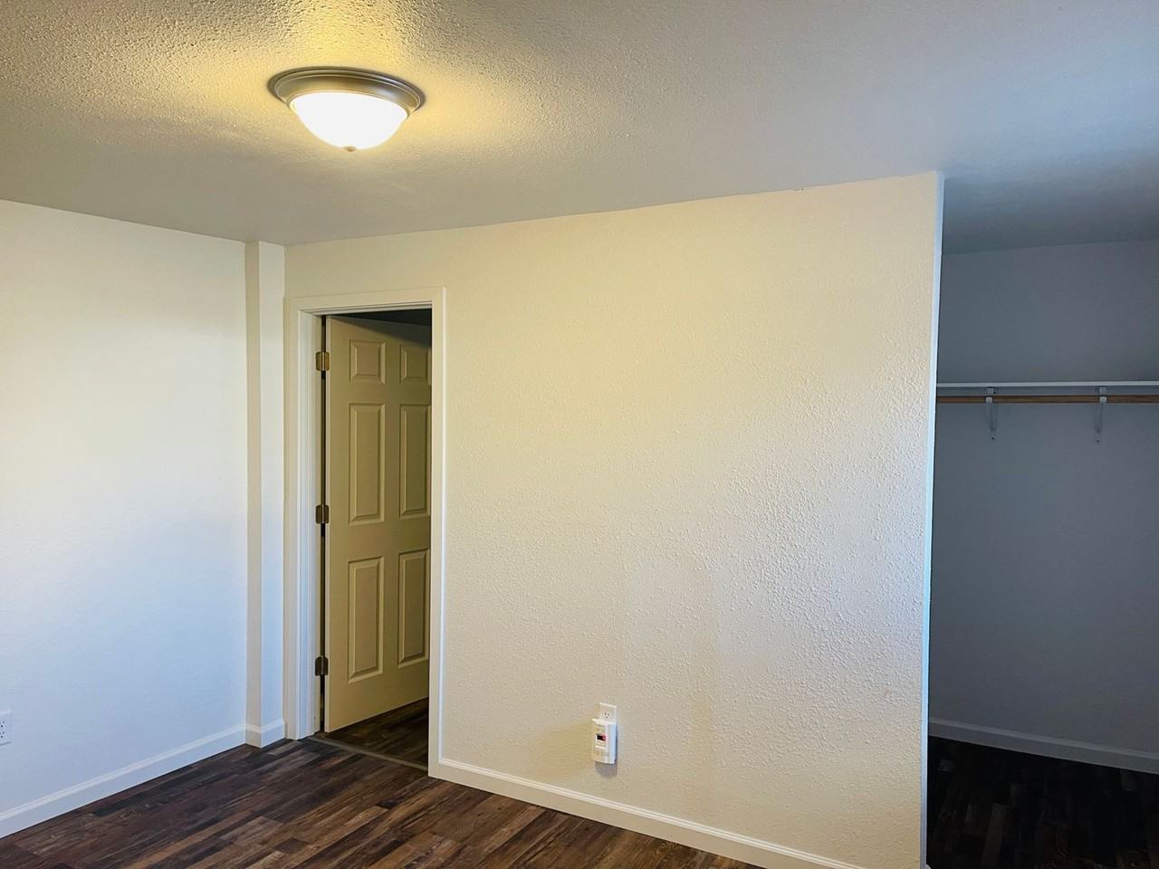921 E 4th St #14 - Photo 2 of 12