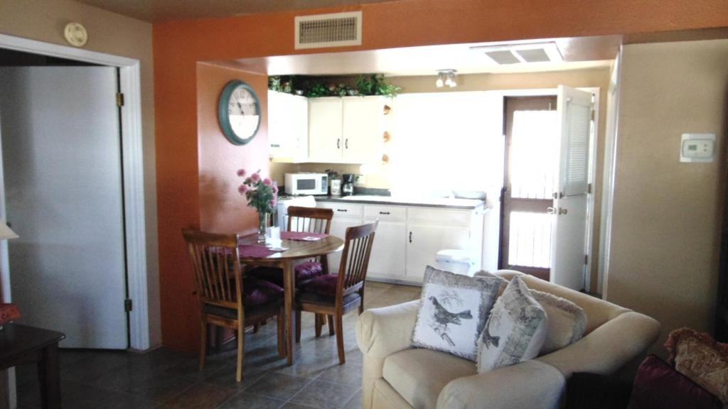 445 S Paseo Sarta - Photo 6 of 15