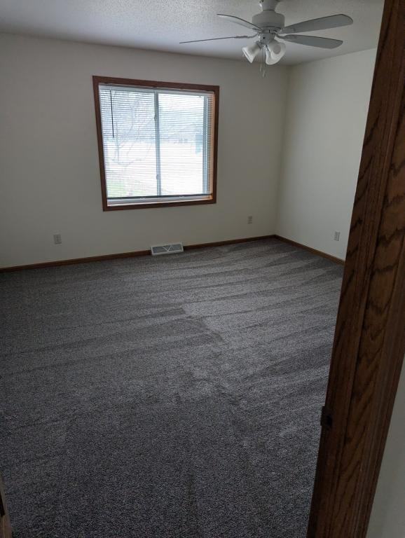 640 Angel Ct - Photo 6 of 15