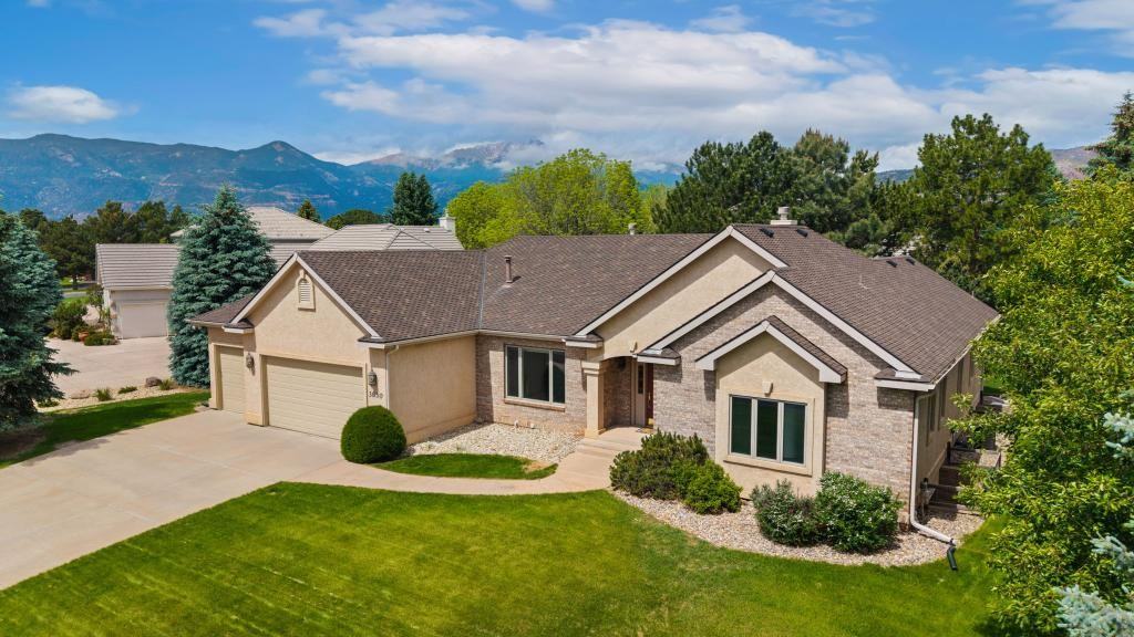 3830 Brushland Ct - Photo 3 of 50