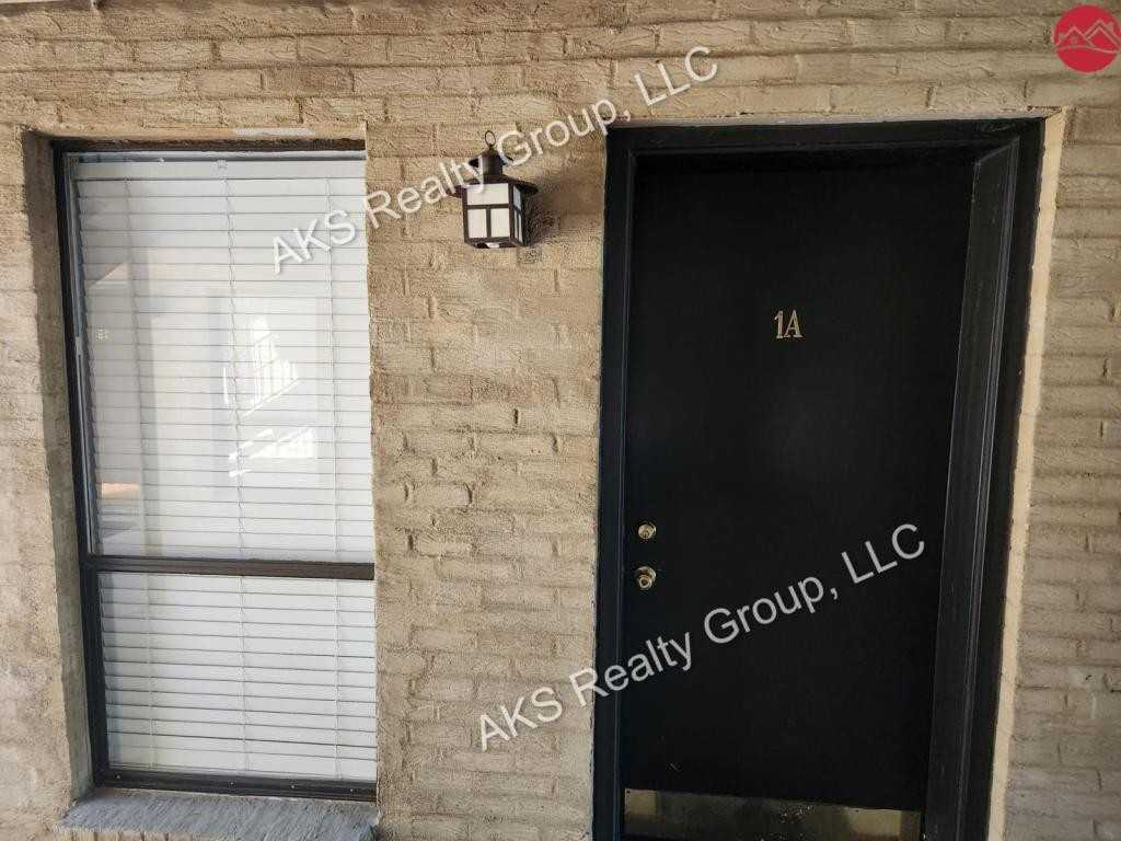 2136 16th Ave S - Photo 2 of 11