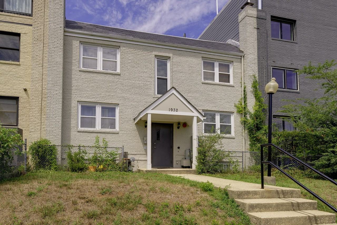 1932 3rd St Ne #102 - Photo 4 of 46